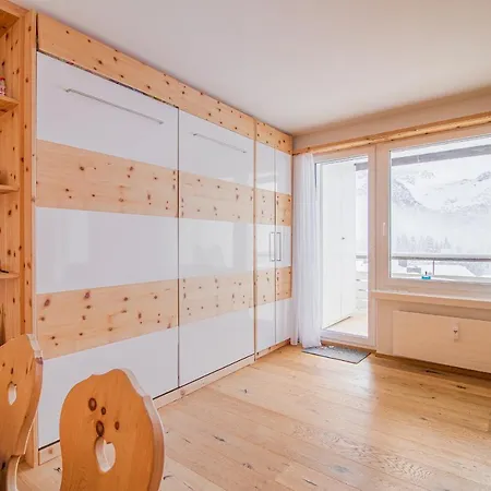 アパート Alexandra 611 By アローザ